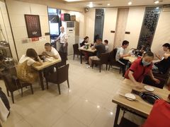 大堂-清真重庆巴爷香辣鸡煲(南小巷店)