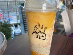 -喜茶(北京华贸购物中心店)
