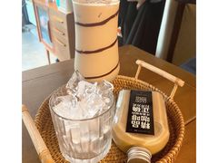 -慢象咖啡(台江店)