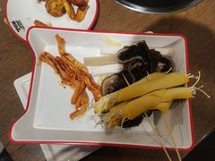 -言玖鲜火锅串串披萨自助(益田假日店)