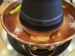 -盛元盛居传统炭火锅(绿园店)