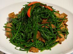 沙葱炒羊肉-巴扎美食·新疆菜·西域歌舞表演餐厅(新疆大厦店)