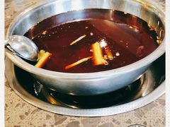 -肖肖酸萝卜鱼火锅(总店)