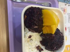 芒果白雪黑糯米甜甜-满记甜品(加州阳光开元广场店)