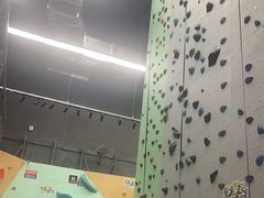 -蓝天攀岩-青少年训练(罗湖益田假日广场店)
