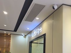 -名表维修服务中心(信兴广场地王大厦店)