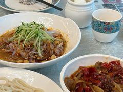 -汗腾格里·风味餐厅(新疆驻京办店)