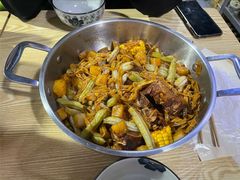 -内蒙焖面大盆骨餐馆(山大路店)
