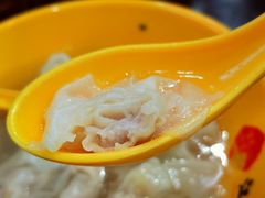 鸡汤馄饨-江万春水饺(安庆总店)