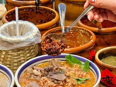 -云阿蛮云南生烫牛肉米线(奉贤路店)