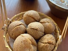 -包整·丝娃娃(一览甲秀楼风景店)