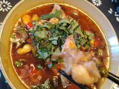 藿香烧蛙腿-随食坊·私房菜