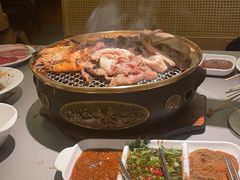 -山焱·炭火自助烤肉(周浦万达店)