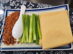 -八两八金·莱芜特色炒鸡(市南漳浦路店)