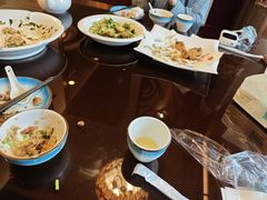 -喜乐餐厅•灯笼虾球首创者•本地小海鲜(二马路店)
