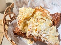 杏仁羊角-麦田工坊(月湖店)