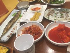 -青瓦餐厅·生鱼片·韩园烤肉(西塔店)