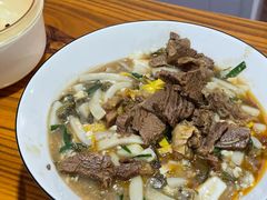 牛肉炒年糕-老袁炒年糕(富豪路店)