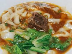 红烧牛肉刀削面-台北楚楚园馅饼粥(虹桥南丰城店)
