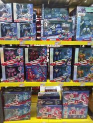 -卡通派潮品玩具折扣仓(青岛新城吾悦广场店)