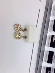 -Wisezone唯点穿耳打耳洞专业国际连锁品牌