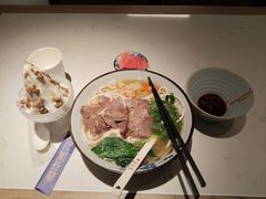 -鑫花溪牛肉米粉(凤凰街创始总店)