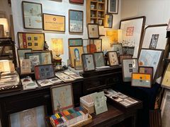 -邊城書店