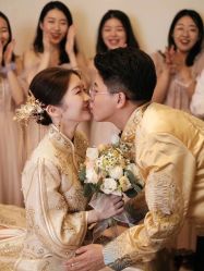 -艾朵婚纱