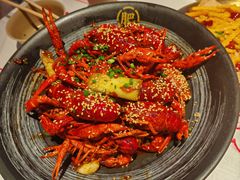-肥肥虾庄·金牌油焖大虾(汉街SKP店)