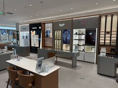 -宝岛眼镜·星创视光中心·林德伯格·奢品集合(北京世纪金源店)