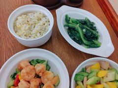 -雪梅月子中心(华侨城店)