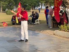-万绿园