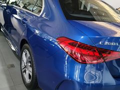 -上海星瀚奔驰4S店(红柳路店)