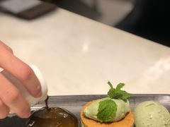 -港丽餐厅(高德置地店)