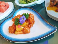 菠萝咕噜肉-忘忧草融合私房菜(红鼎国际店)