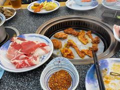 -锤头鲨毛肚海鲜烤肉自助餐厅(国购广场店)