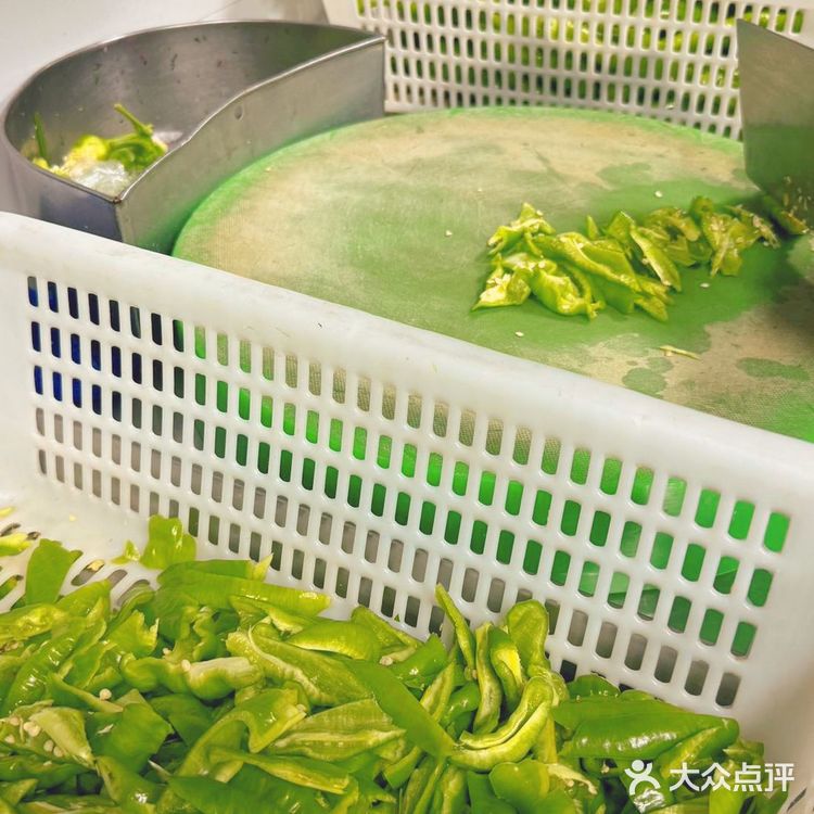 不得不说 参观完后厨才理解它为什么天天排队…