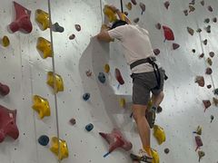 -山之巅攀岩馆(太古城店)