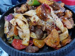 -撒拉人家.酸菜牦牛肉火锅