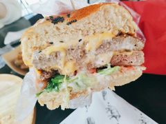 龙脊汉堡-龙治汉堡(中华城店)