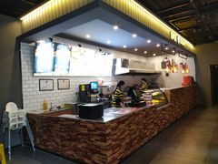 -UMAMI乌玛米披萨·汉堡·清真Halal(红岭北店)