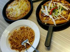 -必胜客(武汉欢乐谷店)