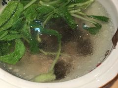 -钟掌勺忘不了地道湘菜(新天地假日广场店)