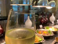 -圣丰索菲特·2 On 988 Café 自助餐厅