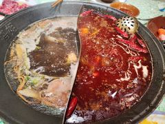 -鸿姐老火锅(疁城新天地店)