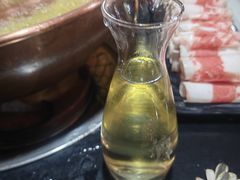 -果松木炭酸菜铜火锅·外婆参鸡汤