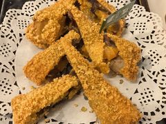 -堂瓦里·33年传统赣菜(第一街区店)