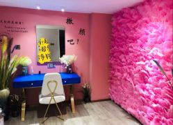 -诗丽华黛美容院