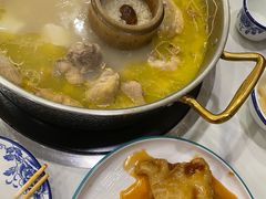 -朴小妹人参鸡汤火锅(长白山万达店)