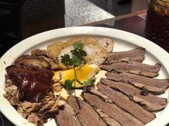 招牌卤狮头鹅七拼-潮界(虹桥新天地店)